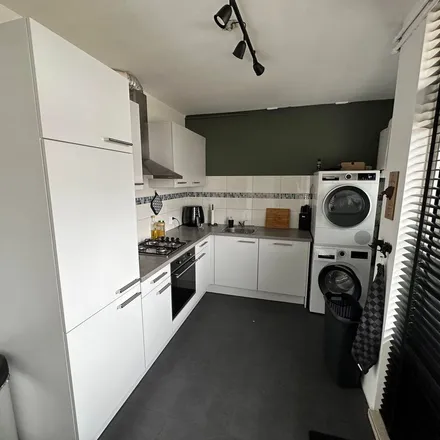 Rent this 2 bed apartment on Jacob van Ruysdaelstraat in 7606 VR Almelo, Netherlands