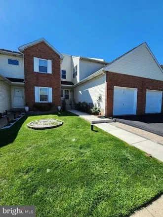 Image 1 - 638 South Mount Vernon Circle, Ellerslie, Bensalem Township, PA 19020, USA - Condo for sale