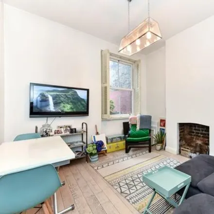 Buy this 1 bed apartment on Glengall Chambers in 135 Glengall Road, London
