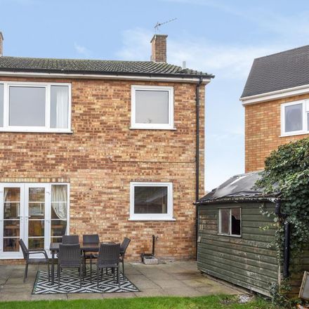 Rent this 3 bed house on St. Mary's Close in Chalgrove, OX44 7SS