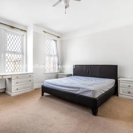 Rent this 3 bed house on 67 Pevensey Road in London, SW17 0HR