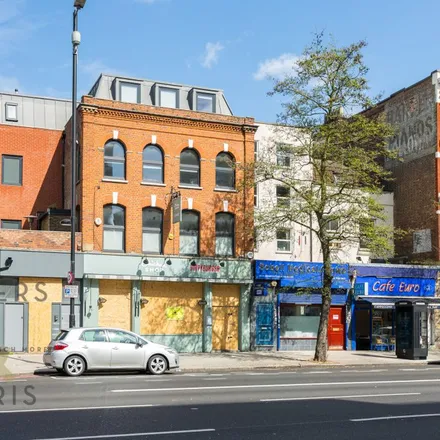 Image 4 - Gainsborough Road, London, RM8 2DL, United Kingdom - Apartment for rent