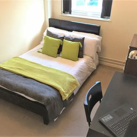 Rent this 1 bed room on 7 Salford Gardens in Nottingham, NG3 1LF