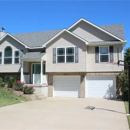 Buy this 4 bed house on 1321 Fawn Lane in Warrensburg, MO 64093