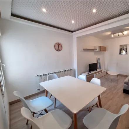 Rent this 3 bed apartment on Calle Alonso de Ojeda in 4, 33208 Gijón