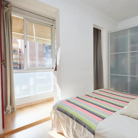 Image 1 - Carrer del Consell de Cent, 88, 08001 Barcelona, Spain - Apartment for rent