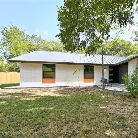 Buy this 3 bed house on 408 Chihuahua Trail in Austin, TX 78745