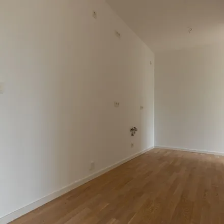 Rent this 4 bed apartment on Cunnersdorfer Straße 2 in 04318 Leipzig, Germany