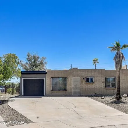 Buy this 2 bed house on unnamed road in Tucson, AZ 85730