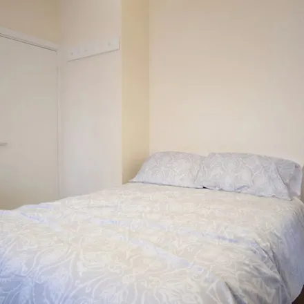 Rent this 1 bed apartment on 81-141 Sweeney Crescent in London, SE1 2RP