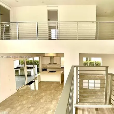 Image 7 - 10240 Northwest 74th Terrace, Doral, FL 33178, USA - House for sale