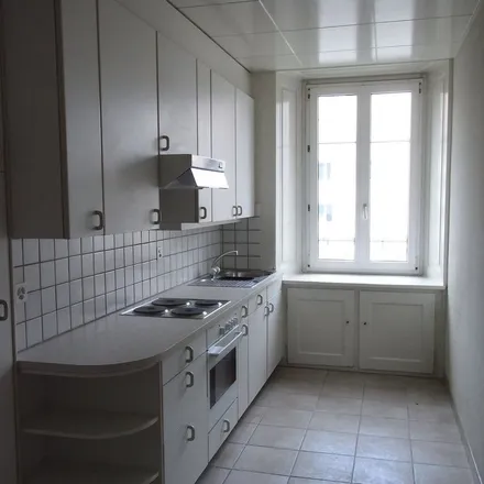Image 5 - Rue Jacques-Frédéric-Houriet 5, 2400 Le Locle, Switzerland - Apartment for rent