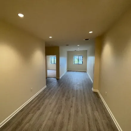 Image 7 - 192 Erie Blvd - Apartment for rent