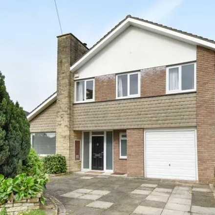 Rent this 4 bed house on Abbey Guest House in 136 Oxford Road, Abingdon