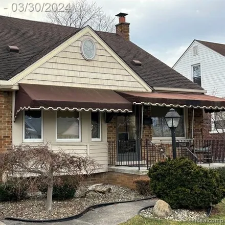 Buy this 3 bed house on 21086 Frazho Street in Saint Clair Shores, MI 48081