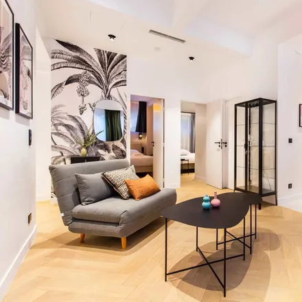 Rent this 3 bed apartment on 15 Rue Henri Heine in 75016 Paris, France
