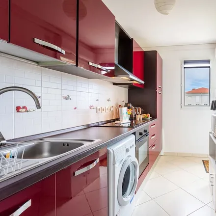Image 2 - Juan-les-Pins, Avenue de l'Esterel, 06160 Antibes, France - Apartment for rent