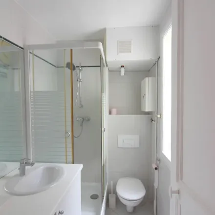 Image 3 - Vaillant-Couturier, Rue du Président Wilson, 92300 Levallois-Perret, France - Apartment for rent