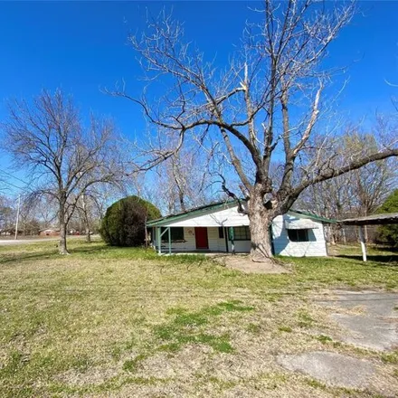 Image 5 - 352 North Lincoln Avenue, Wagoner, OK 74467, USA - House for sale