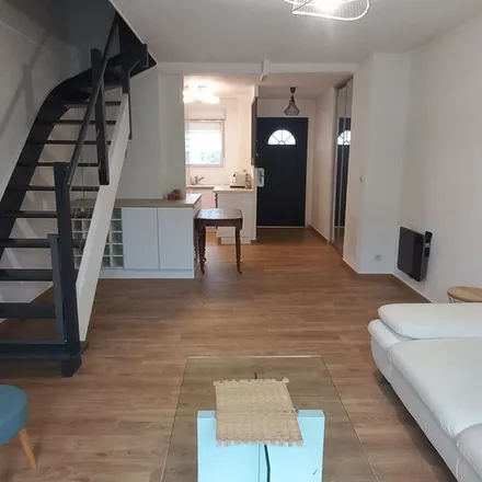 Rent this 3 bed apartment on Loumette in 31830 Plaisance-du-Touch, France