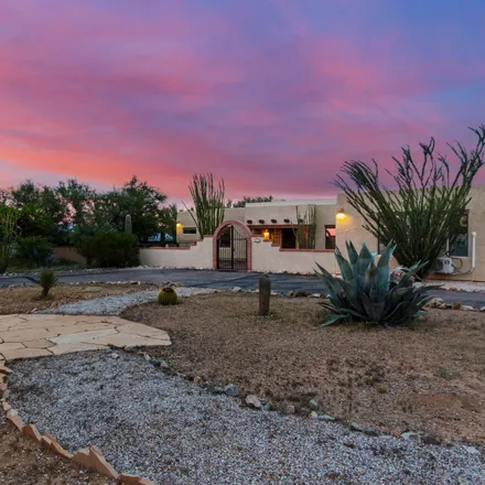 Image 4 - 580 North Solar Drive, New Tucson, Pima County, AZ 85641, USA - House for sale