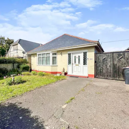 Buy this 2 bed house on Fairmile Road in Christchurch, Dorset