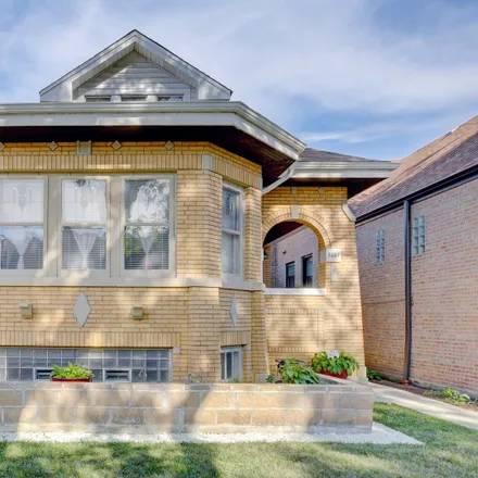 Buy this 5 bed house on 3127 North Marmora Avenue in Chicago, IL 60634