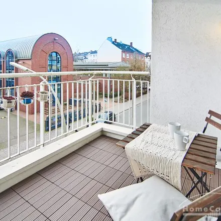 Rent this 2 bed apartment on Kleine Rainstraße 6 in 22765 Hamburg, Germany