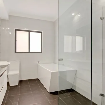 Image 7 - Carrington Avenue, Hurstville NSW 2220, Australia - Duplex for rent