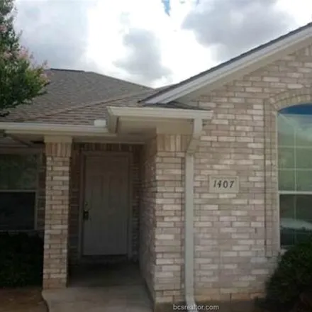 Rent this 3 bed house on 1400 Western Oaks Court in Bryan, TX 77807