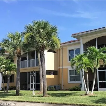 Buy this 2 bed condo on 12505 Mcgregor Blvd Unit 209b in Fort Myers, Florida