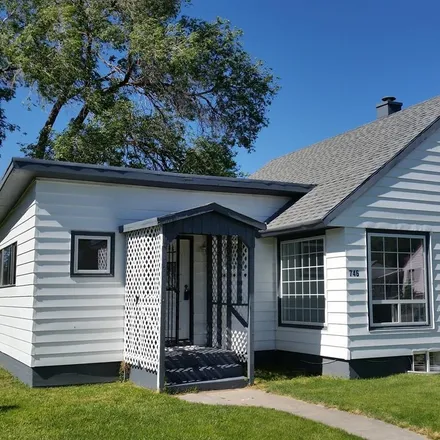 Buy this 5 bed house on 746 Cherry Street in Pocatello, ID 83201