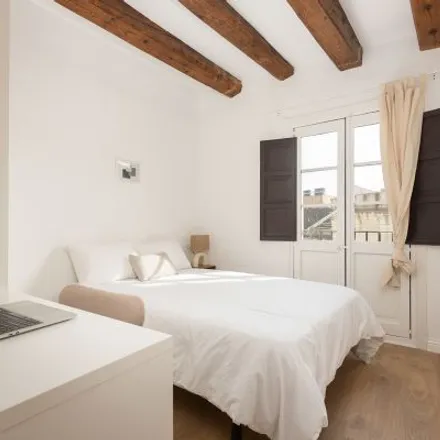 Rent this 4 bed room on Carrer del Rec Comtal in 6, 08003 Barcelona