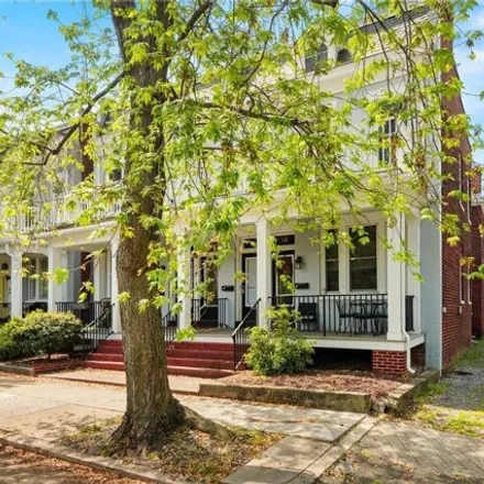 Buy this studio house on 12 North Mulberry Street in Richmond, VA 23220
