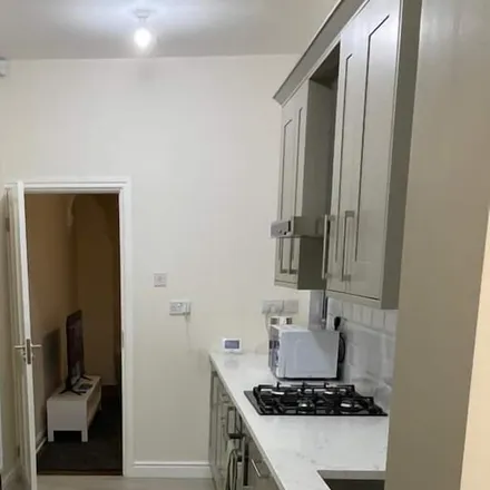 Rent this 3 bed house on Birmingham in B28 8DX, United Kingdom