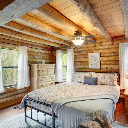 Rent this 4 bed house on Log Cabin