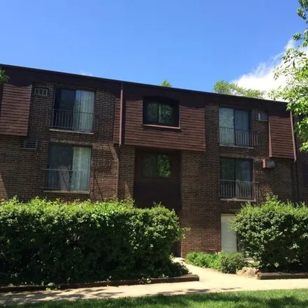 Rent this 1 bed condo on 207 West Division Street in Villa Park, IL 60181