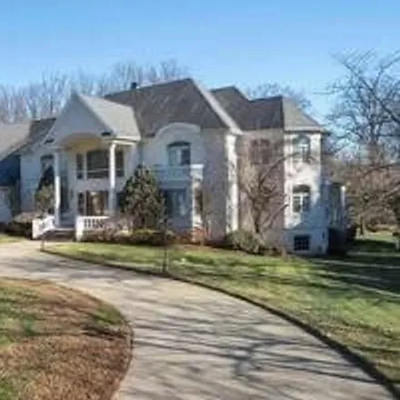Image 1 - 10521 Alloway Drive, Potomac, MD 20854, USA - House for sale