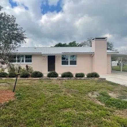 Rent this 3 bed house on 1345 Carr Drive in Auburndale, FL 33823