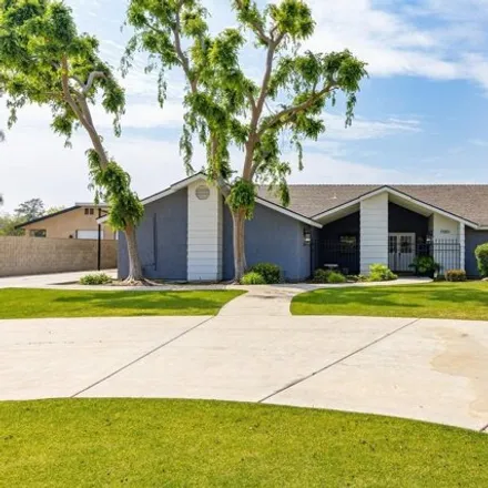 Buy this 3 bed house on 14883 Henderson Avenue in Kern County, CA 93314