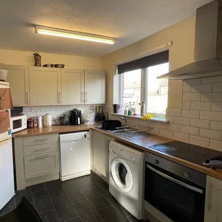 Image 3 - Blankney Crescent, Lincoln, LN2 2EP, United Kingdom - Room for rent