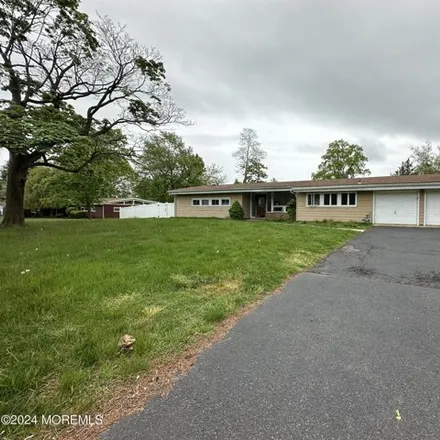 Image 1 - 620 Deal Road, Deal Park, Ocean Township, NJ 07712, USA - House for rent