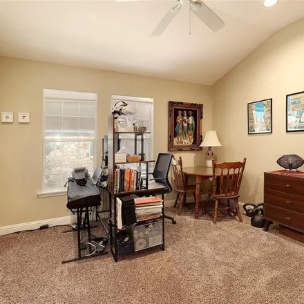 Image 4 - 1911 Lightsey Road, Austin, TX 78704, USA - Townhouse for rent