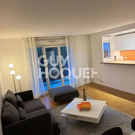 Rent this 2 bed apartment on 11 Rue de l'Abbé Guilleminault in 94130 Nogent-sur-Marne, France