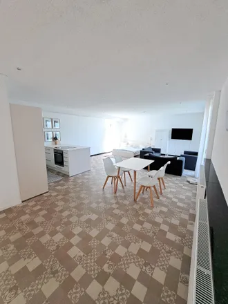 Rent this 4 bed apartment on Röntgenstraße 28a in 64291 Arheilgen, Germany