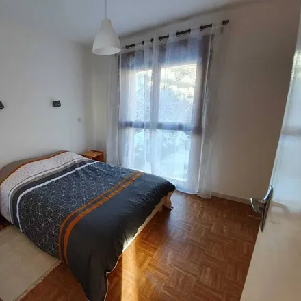 Rent this 3 bed apartment on 05100 Briançon