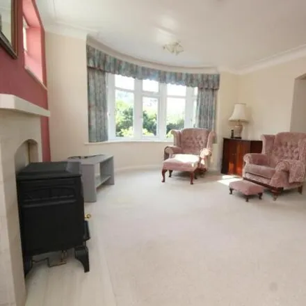 Image 3 - London Road, High Street, Warley, CM14 4AS, United Kingdom - House for rent