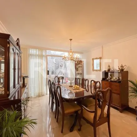 Buy this 3 bed apartment on Manuel Julián in 170104, Quito