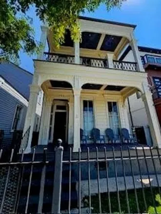 Image 1 - 1426 Carondelet Street, New Orleans, LA 70130, USA - House for rent