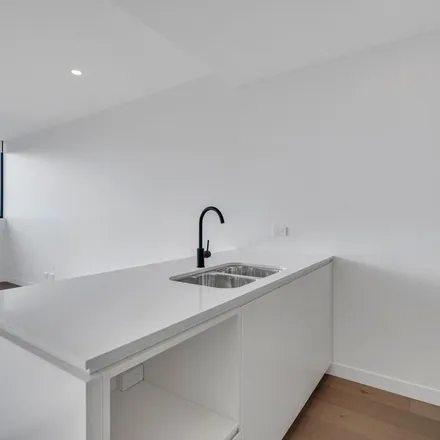 Image 7 - Linden Avenue, Ivanhoe VIC 3079, Australia - Apartment for rent